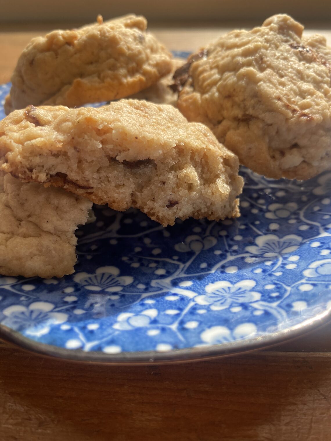 cookies dans une assiette